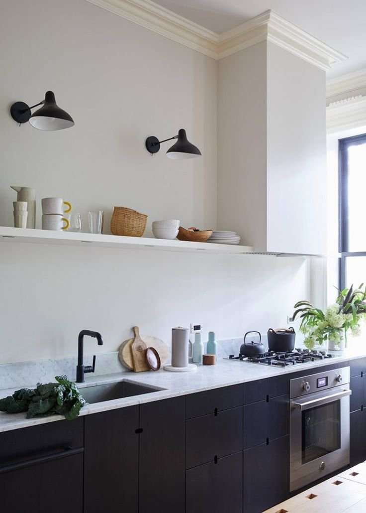 Wall Lights To Highlight Features